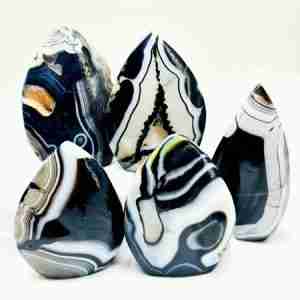 Black Lace Agate Crystal Spire Stone